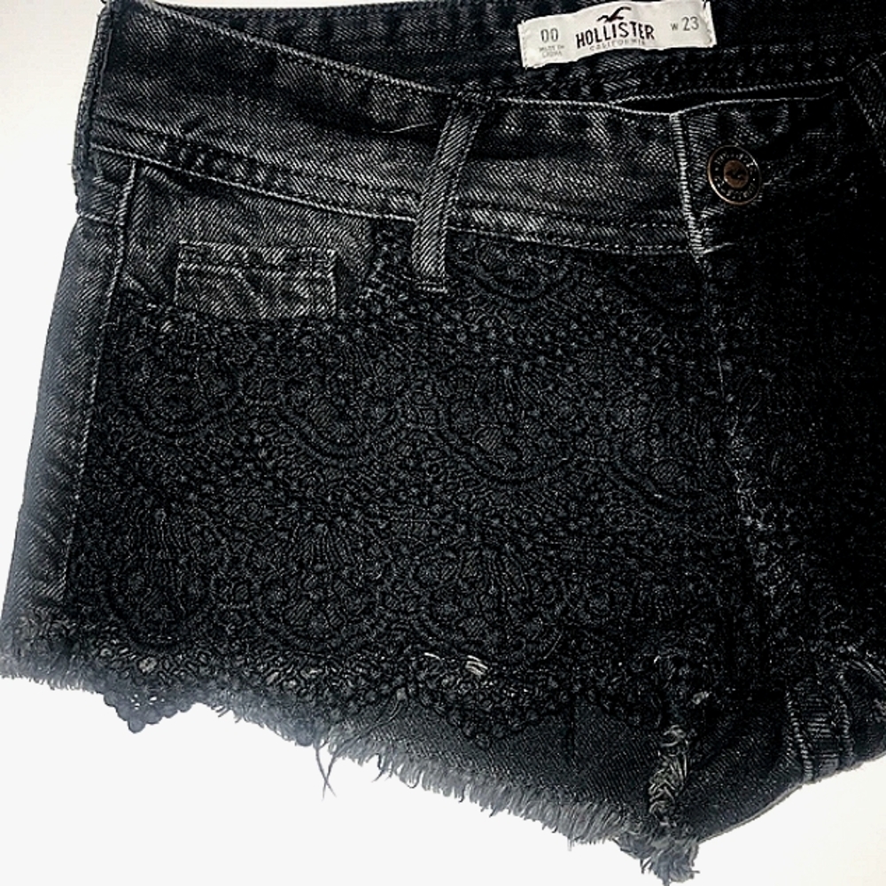 Hollister CROCHET Black Denim Shorts Sz00 Waist 23